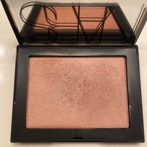 Nars Maldives Highlighter